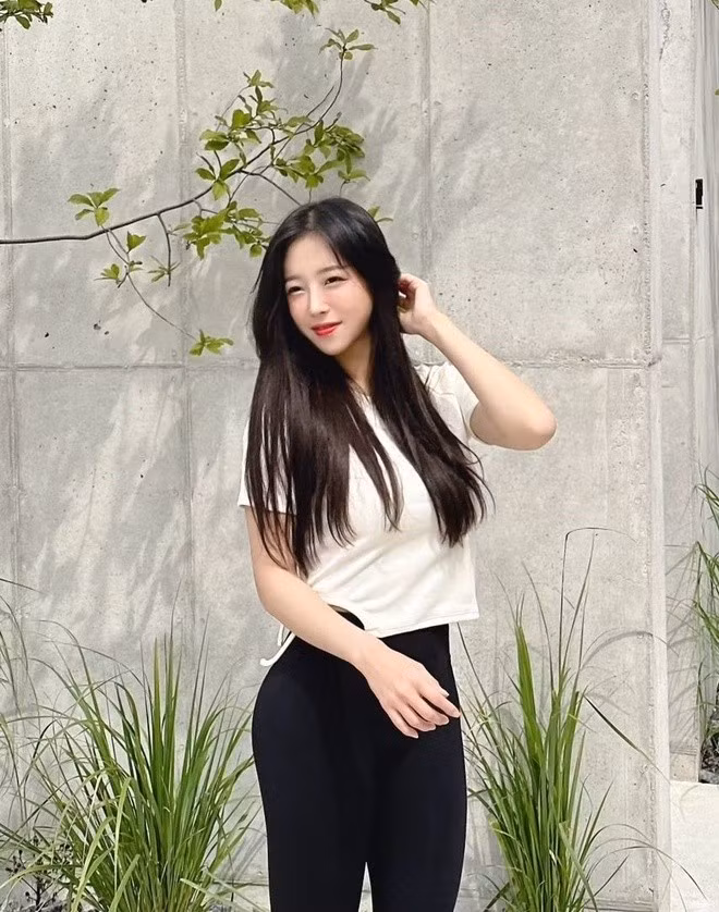 Theo cuộc khảo sát bình chọn YouTuber nổi tiếng nhất do Gallup Korea thực hiện từ 22/3 đến 5/4/2024, với sự tham gia của 1.777 người 13 tuổi trở lên trên toàn Hàn Quốc, không bao gồm đảo Jeju, Tzuyang giữ vị trí dẫn đầu với 5,2% số phiếu bầu.