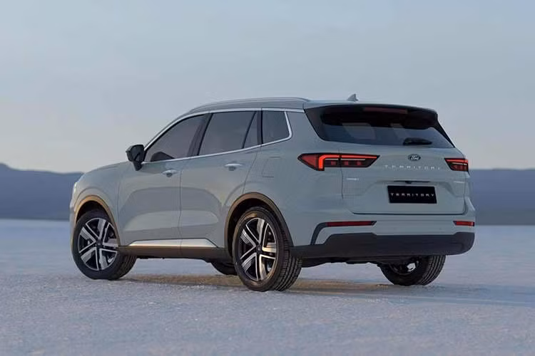 Động cơ của Ford Territory Platinum 2026 mới dự kiến cũng sẽ không thay đổi khi vẫn là loại 1.5L tăng áp, công suất 160 mã lực, mô-men xoắn 248 Nm, kết hợp hộp số tự động 7 cấp.