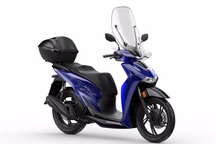 Dòng xe ga Honda SH nhập khẩu từ Ý luôn được nhóm khách hàng thượng lưu săn đón nhờ giá trị biểu tượng và sự khác biệt trong thiết kế. Thông tin mới nhất cho thấy, phiên bản Honda SH Vetro Blue đời 2026 đang chuẩn bị được đưa về nước, tiếp tục hâm nóng thị trường xe nhập vốn đã rất sôi động.