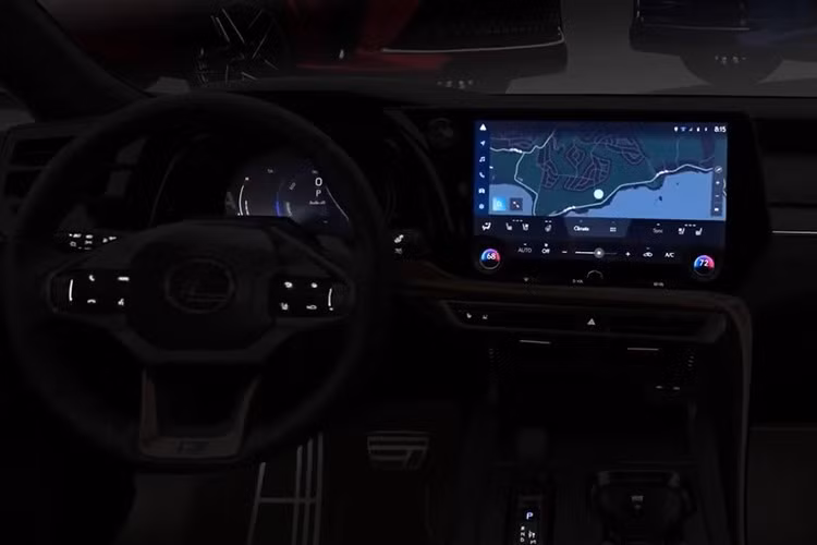 Tuy nhiên, trong bối cảnh thị trường Mỹ đang có nhiều biến động, Lexus có vẻ khá dè dặt trong việc ra mắt sản phẩm mới. Tuy nhiên, theo ý kiến của nhiều khách hàng yêu thích dòng xe này, việc RX bản nâng cấp giữa vòng đời vào năm 2026 là hoàn toàn hợp lý.