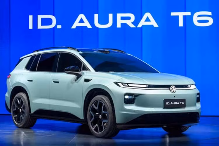Cảm biến LiDAR do liên doanh giữa Volkswagen Group và Horizon Robotics sản xuất. Xe mới sẽ hỗ trợ tính năng tự lái theo lộ trình định sẵn (NOA) trên cả đường đô thị lẫn cao tốc. Hiện giá bán và thời điểm ra mắt của Volkswagen ID. Aura T6 tại thị trường Trung Quốc vẫn chưa được công bố. Đây là một phần trong nỗ lực cải thiện doanh số ở thị trường ôtô lớn nhất thế giới của Volkswagen.
