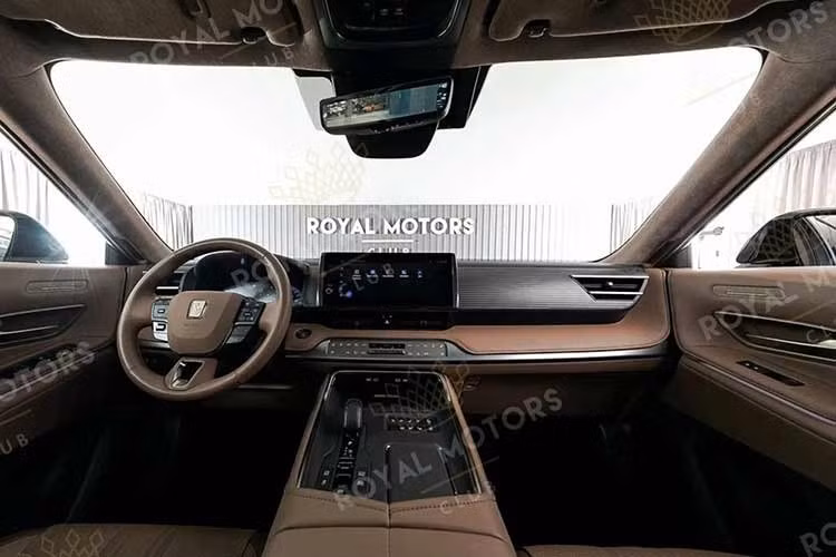 Việc các khách hàng thuộc tầng lớp thượng lưu tại Moscow có sẵn sàng chi trả một số tiền lớn như vậy để sở hữu một chiếc xe mang thương hiệu Century hay không vẫn là câu chuyện cần thời gian trả lời. Tuy nhiên, thị trường xe nhập khẩu tại Nga hiện tại cũng ghi nhận thêm một số lựa chọn khác liên quan đến dòng xe này.