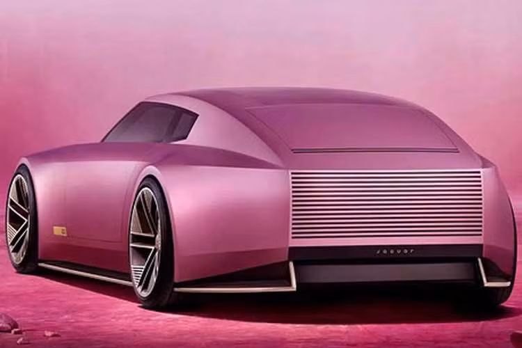 Type 01 sẽ được phát triển trên nền tảng Jaguar Electric Architecture hoàn toàn mới dành riêng cho xe điện. Hệ thống truyền động gồm một mô-tơ điện phía trước và hai mô-tơ phía sau, tạo thành cấu hình dẫn động 4 bánh toàn thời gian.
