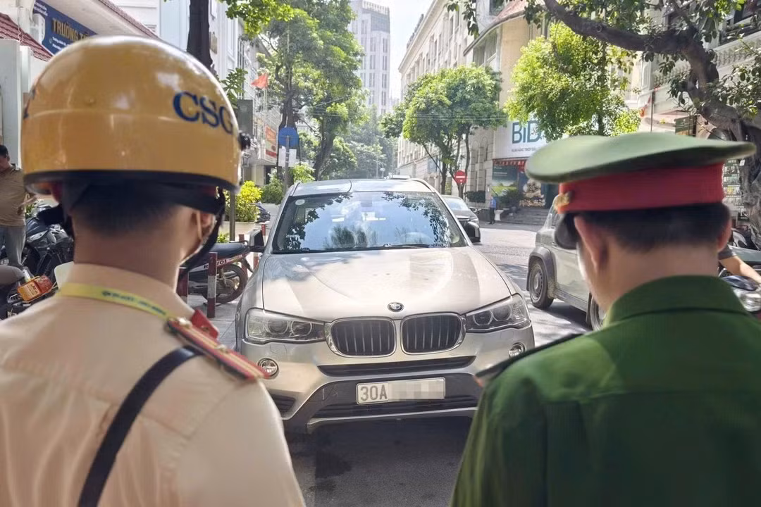 Việc ghi nhận gần 50 xe dừng, đỗ vi phạm quanh phố cổ cho thấy vai trò của thiết bị ghi hình trong công tác kiểm soát giao thông tại khu vực đông phương tiện. Tuy nhiên, hiệu quả lâu dài còn phụ thuộc vào tính liên tục của hoạt động kiểm tra, việc xử lý đúng quy định và sự tuân thủ của người tham gia giao thông.