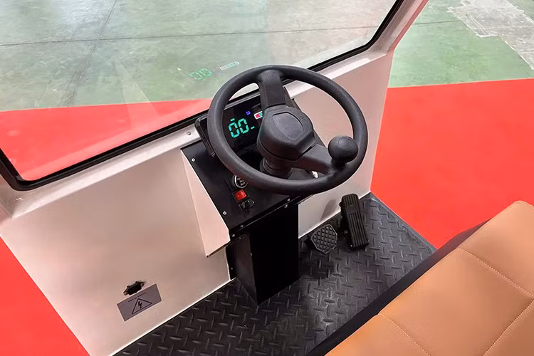 Ba yếu tố cốt lõi trong triết lý của GIO được công bố là Graceful (Tinh tế), Intelligent (Thông minh) và Optimal (Tối ưu). Định hình phong cách cho toàn bộ dòng sản phẩm. GIO được phát triển theo ba nhóm sản phẩm chủ lực: Golf Series: gồm Go Easy (xe 2 chỗ nhỏ gọn), Go Joy (xe 4–6 chỗ phục vụ sân golf, resort) và Go Smart (xe golf tự hành theo người chơi, tích hợp AI).