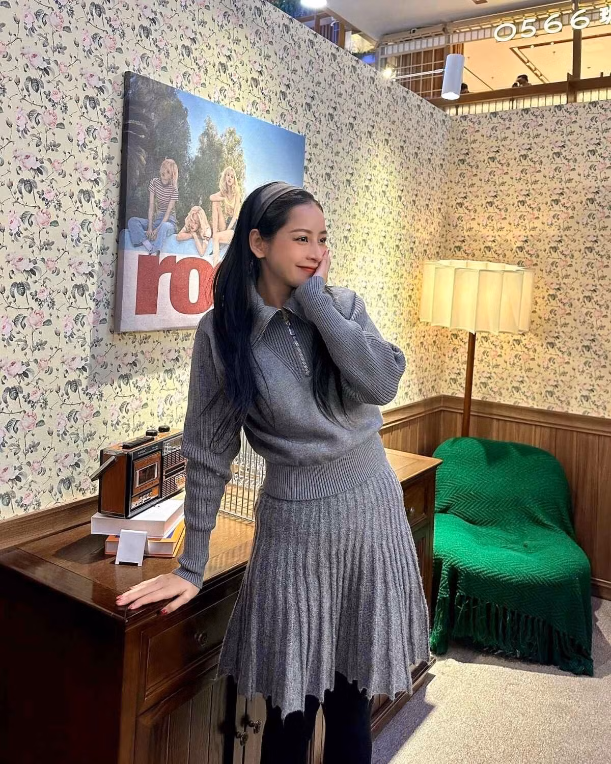 Mỗi lần xuất hiện, Chi Pu đều tạo nên cảm hứng thời trang mới và nhanh chóng trở thành xu hướng được nhiều người yêu thích và học hỏi.