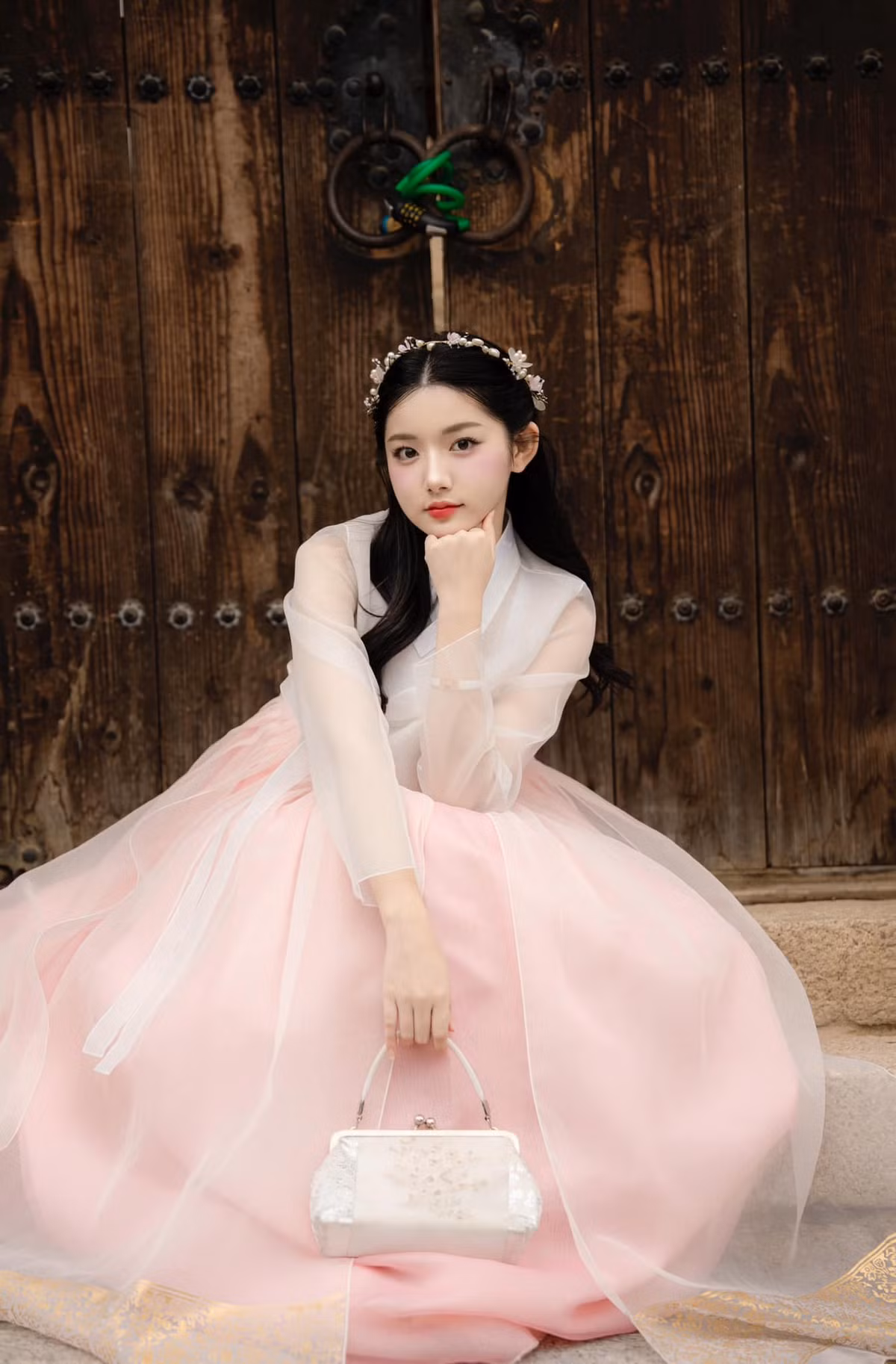 Hiện tại, kênh TikTok _ttqueen của Quỳnh Trương sở hữu hàng triệu lượt theo dõi, mỗi video đều nhận về lượng tương tác ấn tượng.