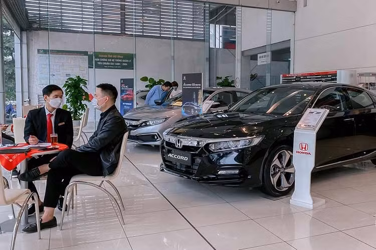 Theo báo cáo từ Hiệp hội Các nhà sản xuất ôtô Việt Nam (VAMA) và Hyundai Thành Công, doanh số ôtô bán ra tại Việt Nam trong tháng 5/2026 tiếp tục ghi nhận nhiều biến động. Đặc biệt, danh sách ôtô ế ẩm nhất tháng có sự xáo trộn mạnh, phản ánh khá rõ những thay đổi trong thị hiếu người tiêu dùng, nguồn cung cũng như sức ép cạnh tranh ở nhiều phân khúc.