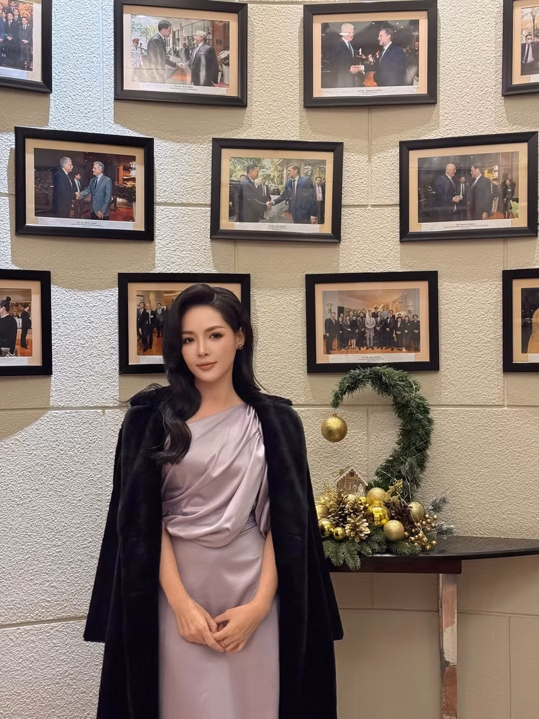 Vũ Thanh Quỳnh từng được biết đến rộng rãi với biệt danh “hot girl thẩm mỹ” sau hành trình thay đổi ngoại hình gây chú ý trên mạng xã hội. Từ một cô gái có diện mạo giản dị, cô mạnh dạn cải thiện nhan sắc để trở nên tự tin hơn.