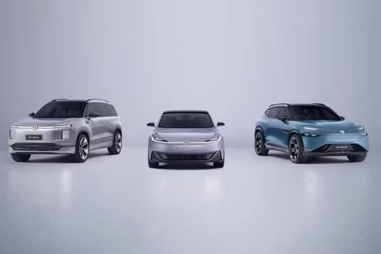 Theo thông tin được tiết lộ, xe sẽ có phạm vi hoạt động thuần điện đạt 160km theo tiêu chuẩn CLTC của Trung Quốc. Trong khi đó, tổng phạm vi hoạt động của xe vượt 2.000 km và mức tiêu thụ nhiên liệu khi cạn pin theo chuẩn CLTC chỉ 2,82 lít/100 km. ID.ERA 5S sẽ được sản xuất tại nhà máy của SAIC Volkswagen ở khu phát triển kinh tế Trường Sa, Trung Quốc và cạnh tranh với những đối thủ như Toyota Camry và Honda Accord.