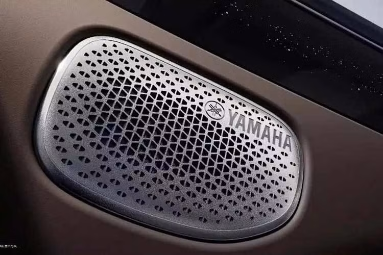 Kích thước dài x rộng x cao của GAC M8 PHEV L 2027 lần lượt là 5.264 x 1.898 x 1.848 mm và chiều dài cơ sở đạt 3.070 mm. So với GAC M8, mẫu xe này có kích thước không thay đổi nhiều.