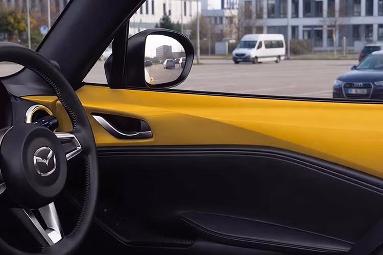 Giờ đây, màu sơn này trở lại trên một phiên bản đặc biệt của Mazda MX-5 ND dành cho thị trường Nhật Bản nhờ các đại lý Kanto Mazda, Shizuoka Mazda, Tokai Mazda và Koshin Mazda. 6 chiếc FSW Ver. 2 được chế tạo dựa trên phiên bản S Special Package của dòng xe Mazda MX-5 tại thị trường Nhật Bản. Ban đầu, những chiếc xe này được sơn màu đen Jet Black Mica.