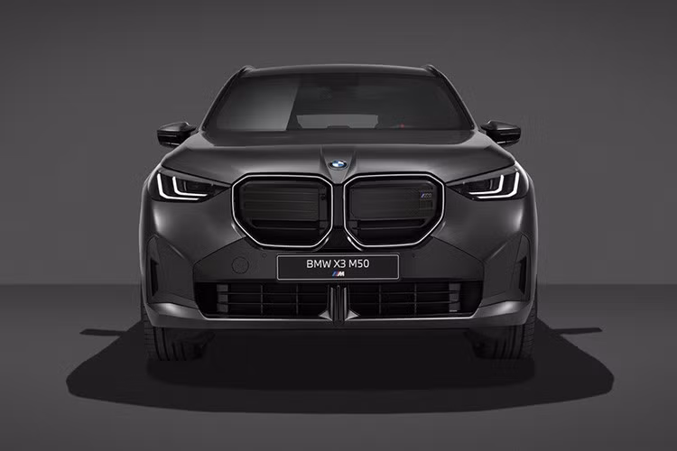 Tương tự động cơ của X3 M50, máy xăng 4 xi-lanh trên BMW X3 20 xDrive hiện đã đáp ứng tiêu chuẩn Euro 7. Giá bán của BMW X3 2027 nói chung và X3 M50 hiện vẫn chưa được công bố.