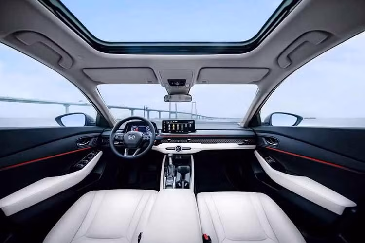 Dù vậy, Honda vốn theo đuổi phong cách thiết kế khá thận trọng nên những thay đổi được dự đoán sẽ không mang tính cách mạng mà chỉ là nâng cấp thêm các chi tiết đi kèm công nghệ mới hơn so với thế hệ hiện tại.
