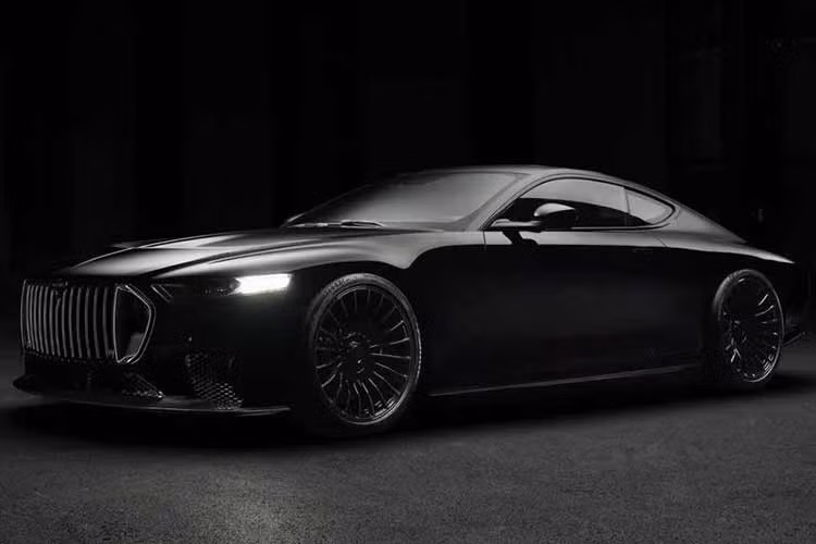 Được phát triển trên nền tảng của Aston Martin Vanquish nhưng gần như toàn bộ phần thân xe đã được thay mới bằng vật liệu sợi carbon. Theo hãng, chi tiết duy nhất được giữ lại từ mẫu xe nguyên bản là phần mui. Khu vực đầu xe gây ấn tượng mạnh với lưới tản nhiệt kích thước lớn dạng nan dọc, đi kèm các hốc hút gió mở rộng phía dưới và cụm đèn pha góc cạnh mang phong cách hầm hố.