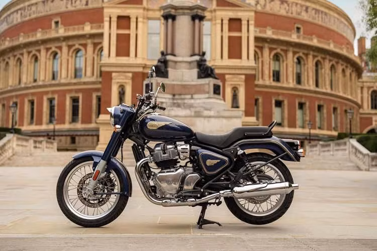 Mẫu xe Bullet 650 2026 mới của Royal Enfield vẫn trung thành với phong cách thiết kế cổ điển đặc trưng đã gắn liền với tên tuổi của dòng xe này trong nhiều thập kỷ.