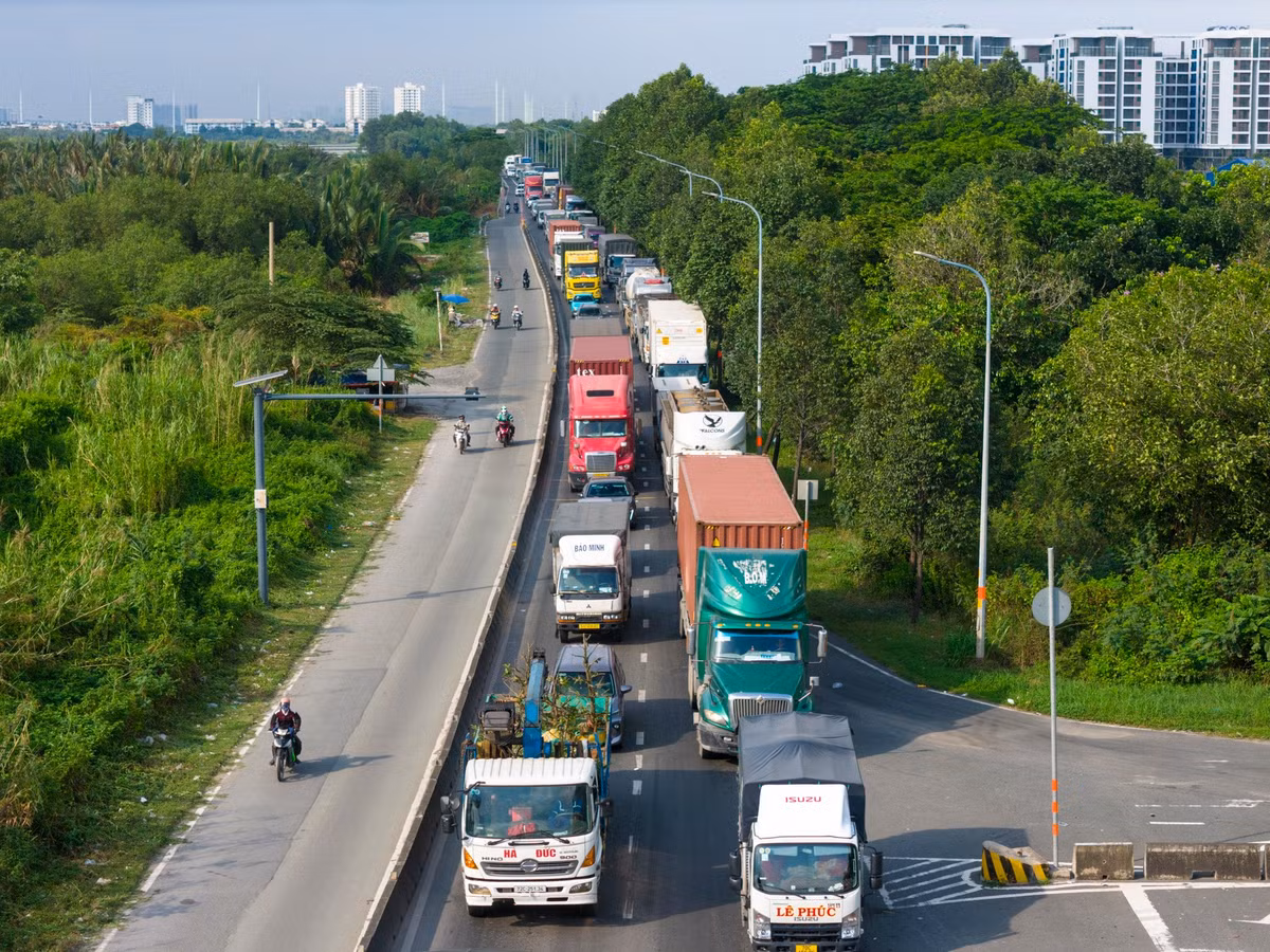 Khi hoàn thành, nút giao sẽ tách luồng xe container ra khỏi khu dân cư Cát Lái, đồng thời tạo điều kiện thuận lợi để cư dân khu đông di chuyển qua đường Võ Chí Công vào cao tốc TP.HCM - Long Thành - Dầu Giây và sân bay Long Thành một cách liền mạch.