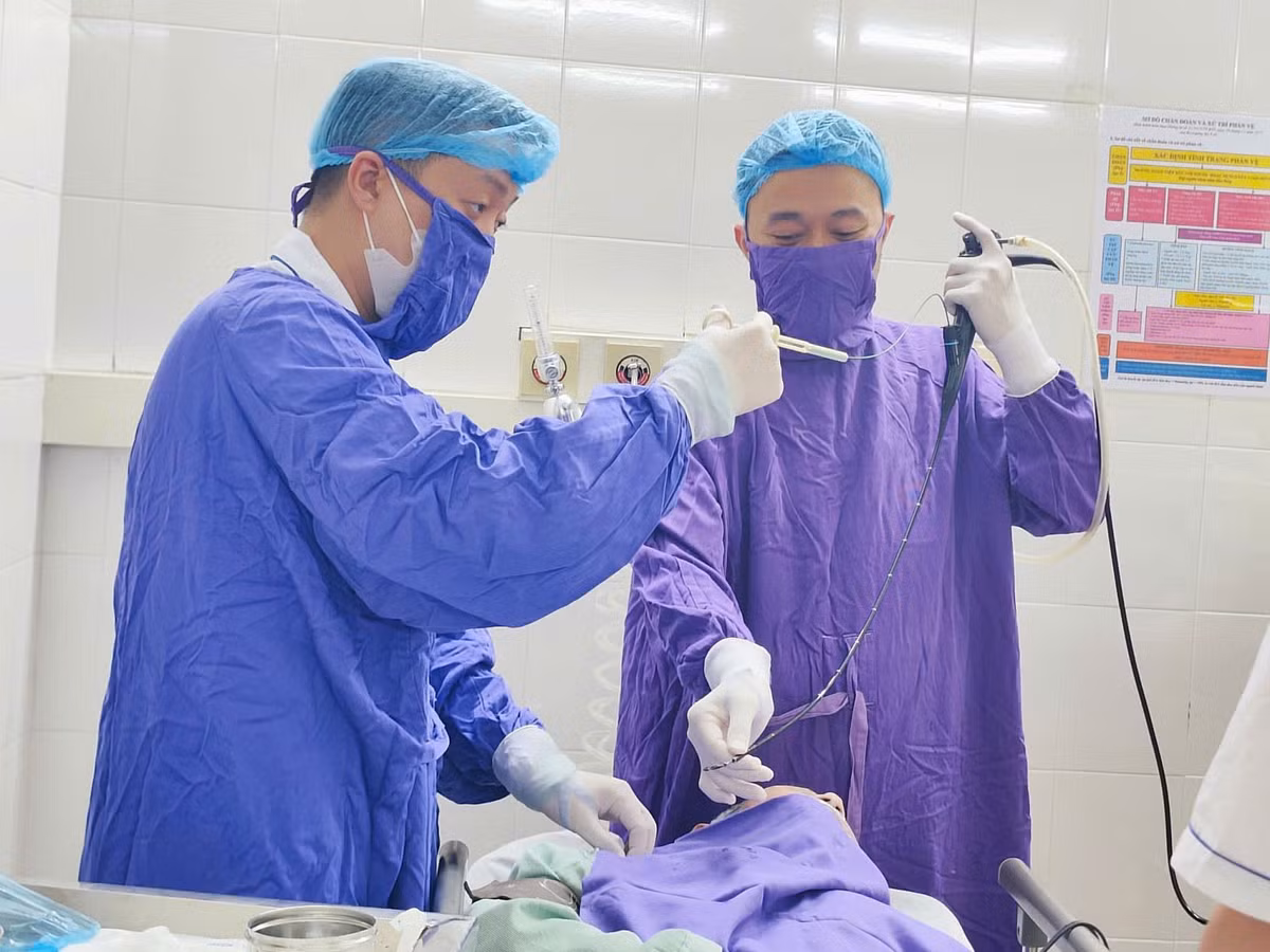hat-hong-xiem-1.jpg