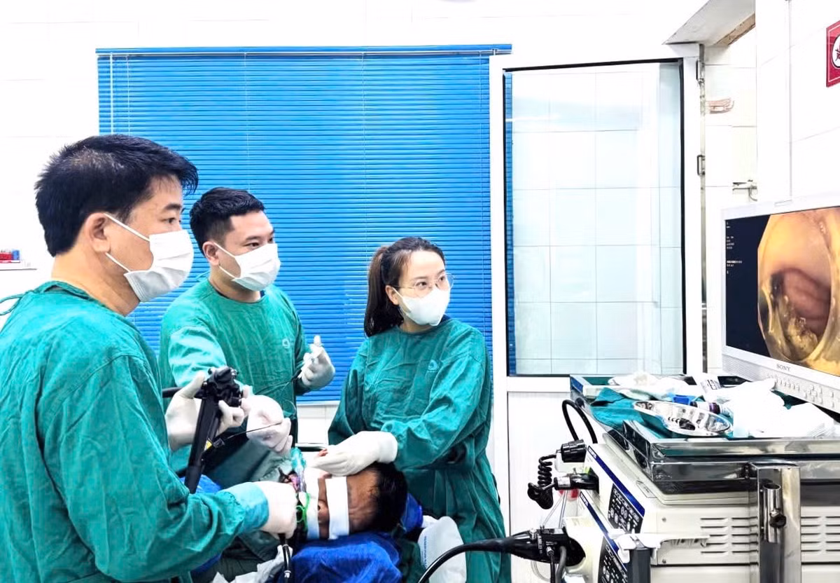 u-thuc-quan1.jpg