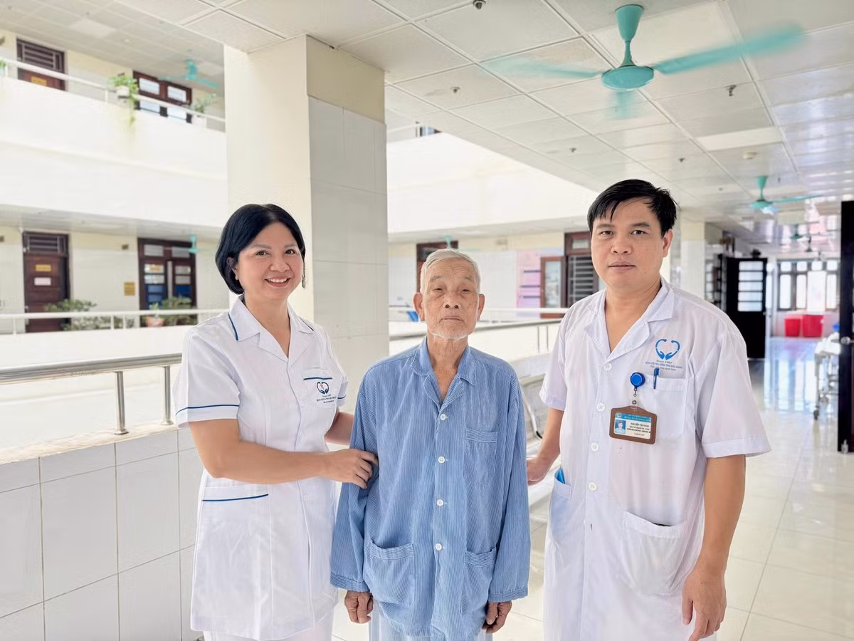phinh-dong-mach.jpg