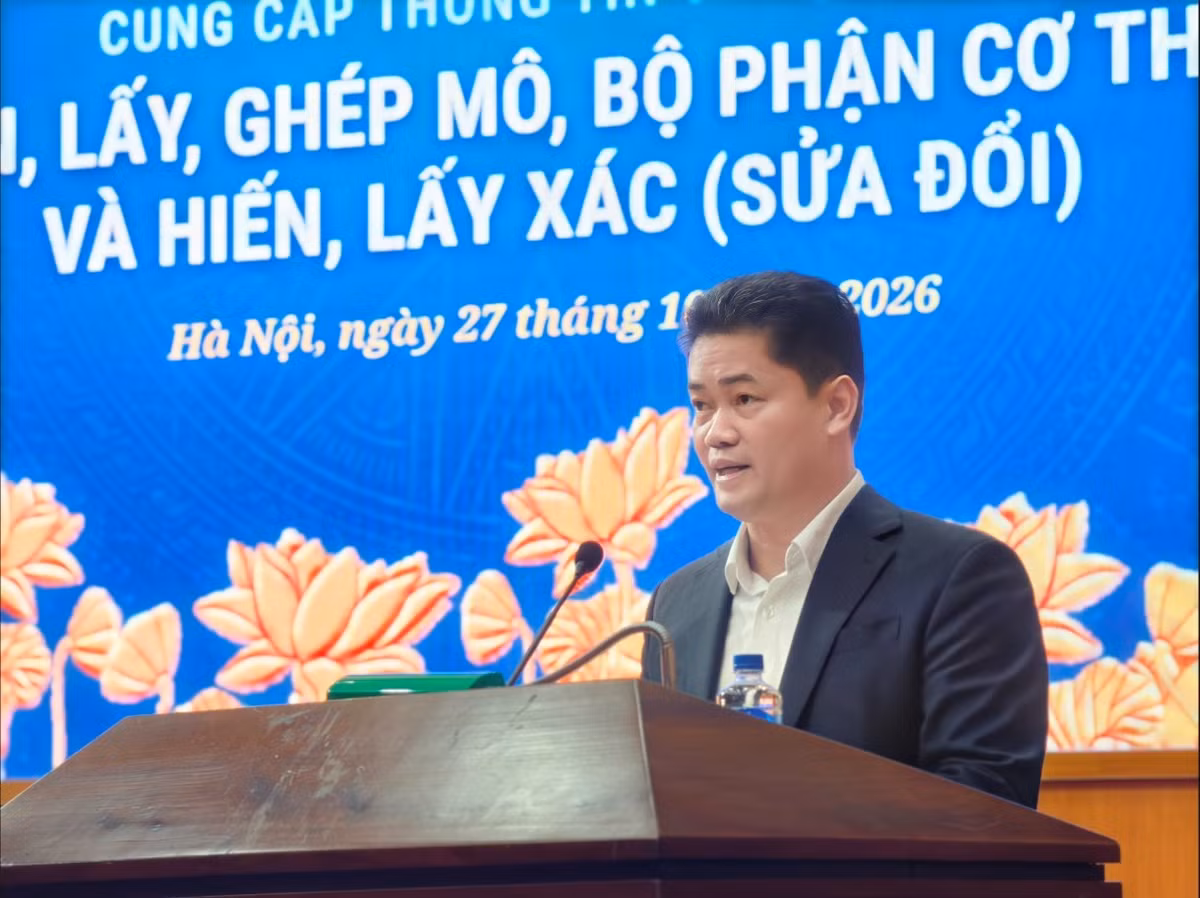 hien-mo-2005.jpg