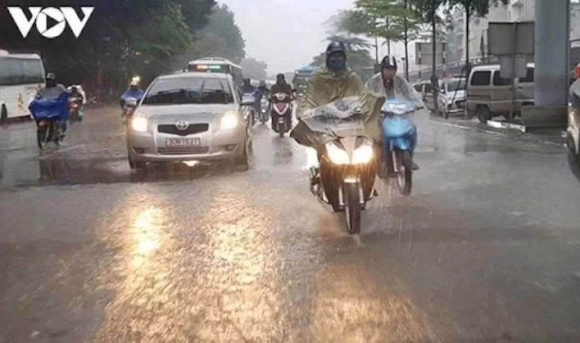Ngày 9/7, Hà Nội và Bắc Bộ có mưa dông, vùng núi đề phòng mưa rất to (Ảnh minh họa)