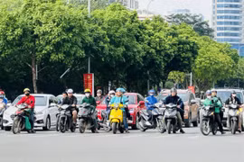 Thời tiết ngày 16/10: Bắc Bộ nắng hanh, Nam Bộ mưa dông