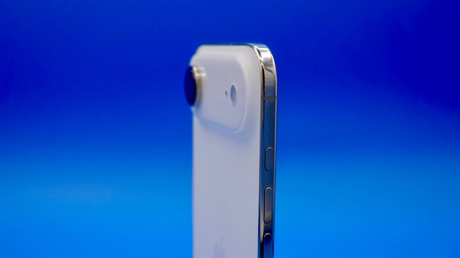 iPhone Air siêu mỏng 5,6mm và những đánh đổi cần biết
