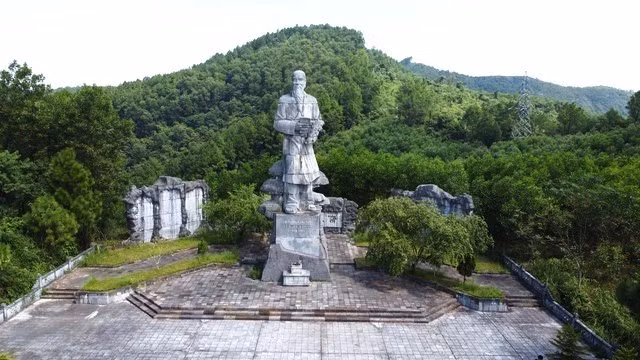 hai-thuong-lan-ong.jpg