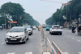 Khôi phục dải phân cách cứng để giảm ùn tắc giao thông tại Việt Trì