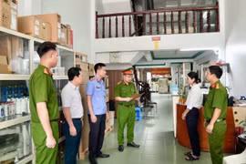 Công an Phú Thọ khởi tố vụ án bán bản quyền Windows, Office lậu
