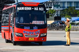 Bắt đầu thực hiện kế hoạch kiểm tra xe khách trên các tuyến cao tốc