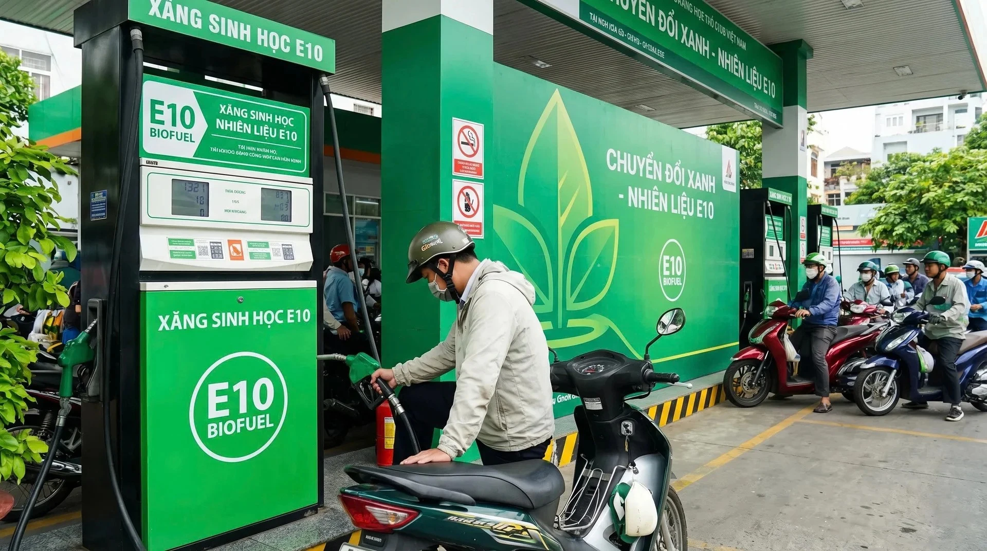 [SPOTLIGHT] Lợi dụng tâm lý lo sợ xăng E10, hàng loạt chiêu trò trục lợi