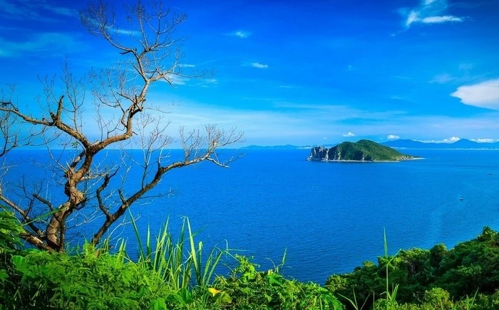 Hòn Nưa - kho báu bị lãng quên giữa lòng đại dương