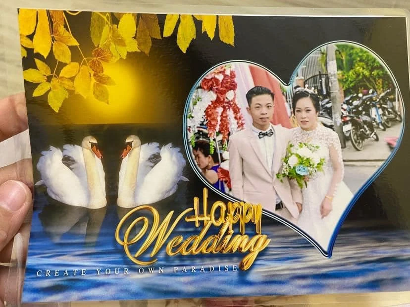 Cô dâu bất lực với bộ ảnh cưới cứ ngỡ được chụp năm 90