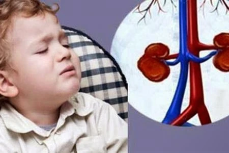 Video: Trẻ 7 tuổi bị suy thận khiến cha mẹ sốc