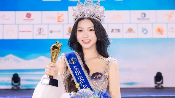 Dương Phương Thảo đăng quang Miss Galaxy Vietnam 2026