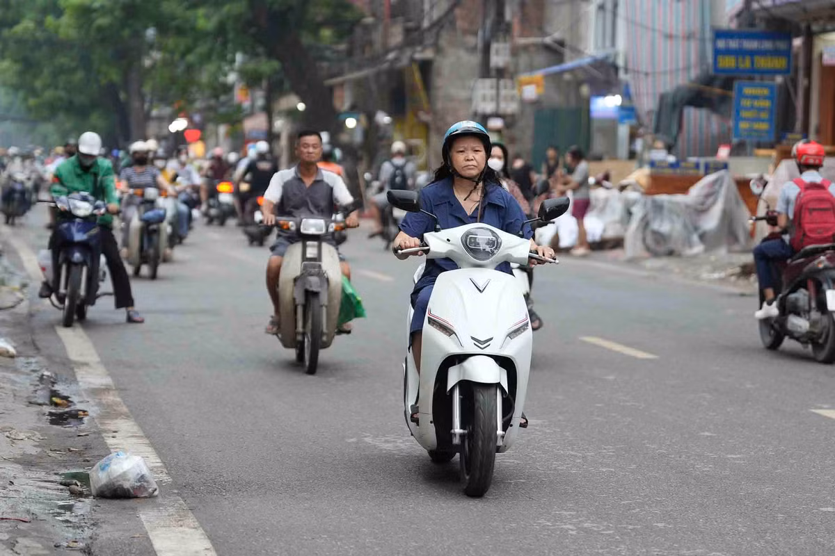 vanh-dai-1-cam-xe-ma.jpg