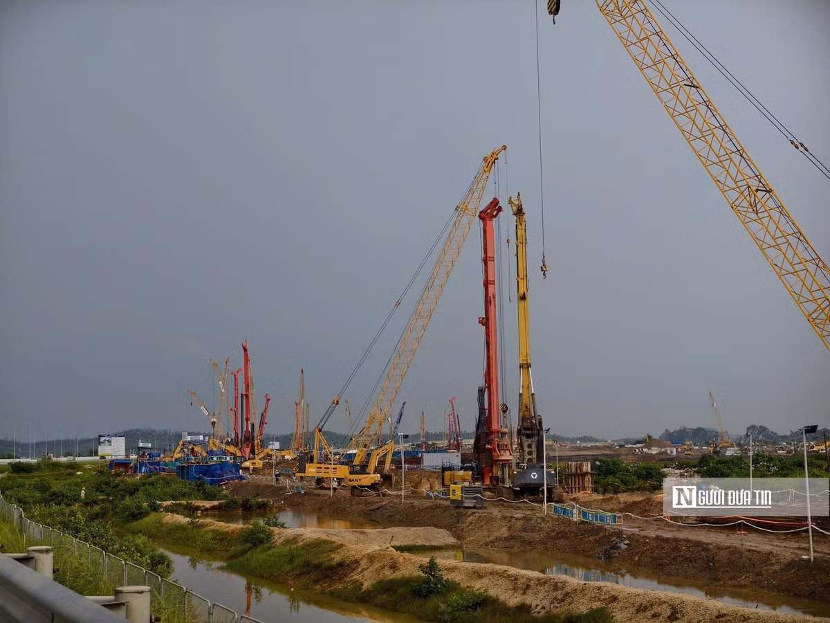 Tuyến sẽ đi qua 3 ga trung chuyển là Gia Bình (Bắc Ninh), Ninh Xá (Hải Phòng), Yên Tử (Quảng Ninh) và có 1 Depot đặt tại ga cuối Hạ Long.