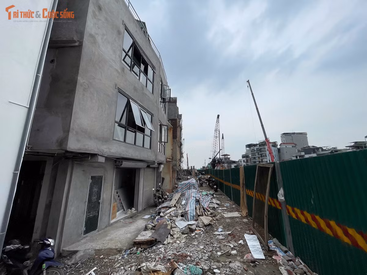 Các hộ dân bị thu hồi một phần diện tích được tạo điều kiện chỉnh trang, sửa chữa nhà ở theo quy định để sớm ổn định cuộc sống.