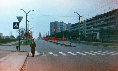 Kinh ngạc thị trấn Pripyat trước và sau thảm họa Chernobyl 