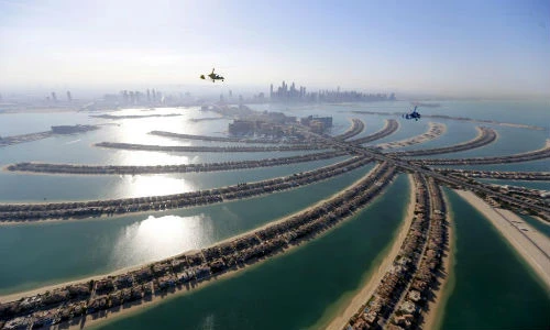 Thành phố Dubai đẹp tuyệt vời nhìn từ trên cao