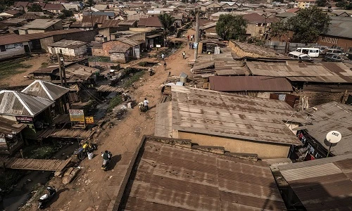 Kinh ngạc “lò sản xuất phim Hollywood” ở Uganda
