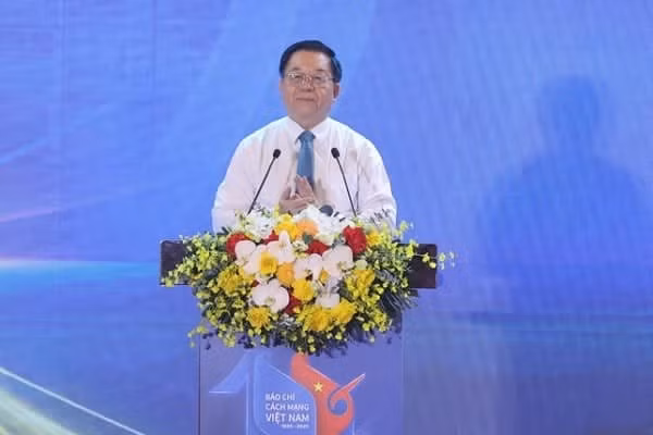 nguyen-trong-nghia.jpg