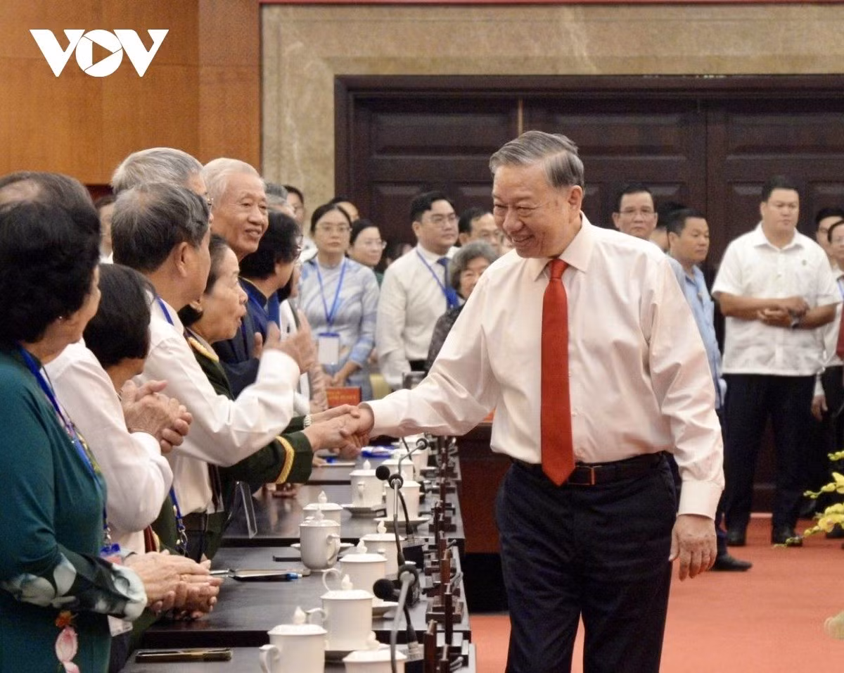 tbt-chuc-tet.jpg