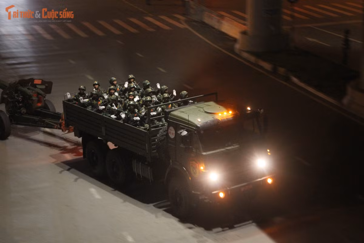 kto-tl_gen-h-xe.jpg