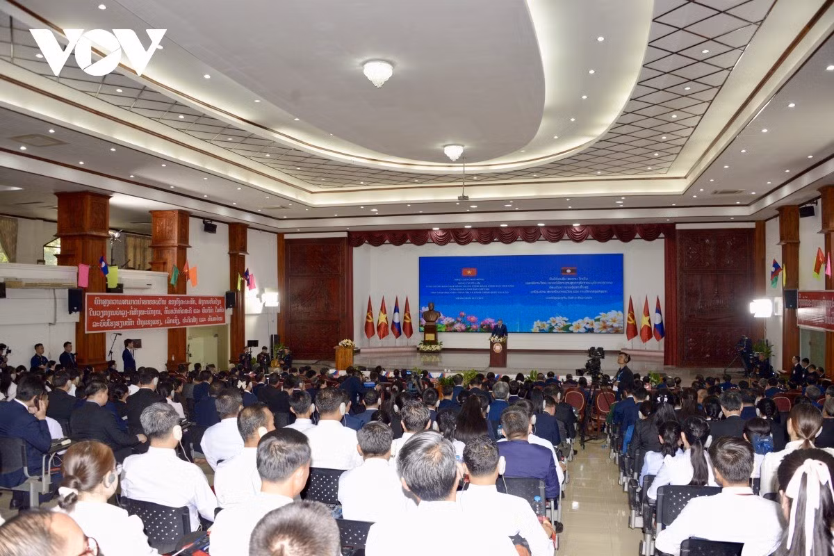 phat-bieu-2.jpg