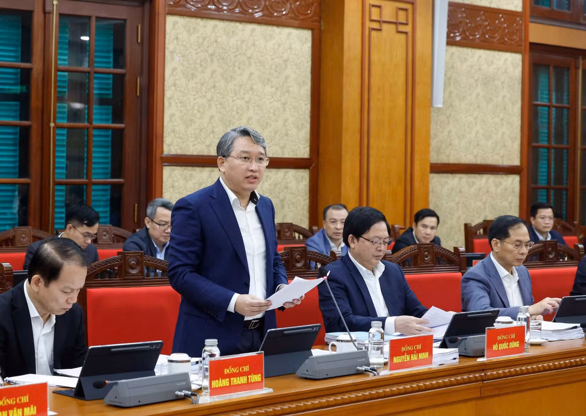 bo-truong-nguyen-hai-ninh-phat-bieu-tai-phien-hop-thu-hai-ban-chi-dao-trung-uong-ve-hoan-thien-the-che-phap-luat.jpg