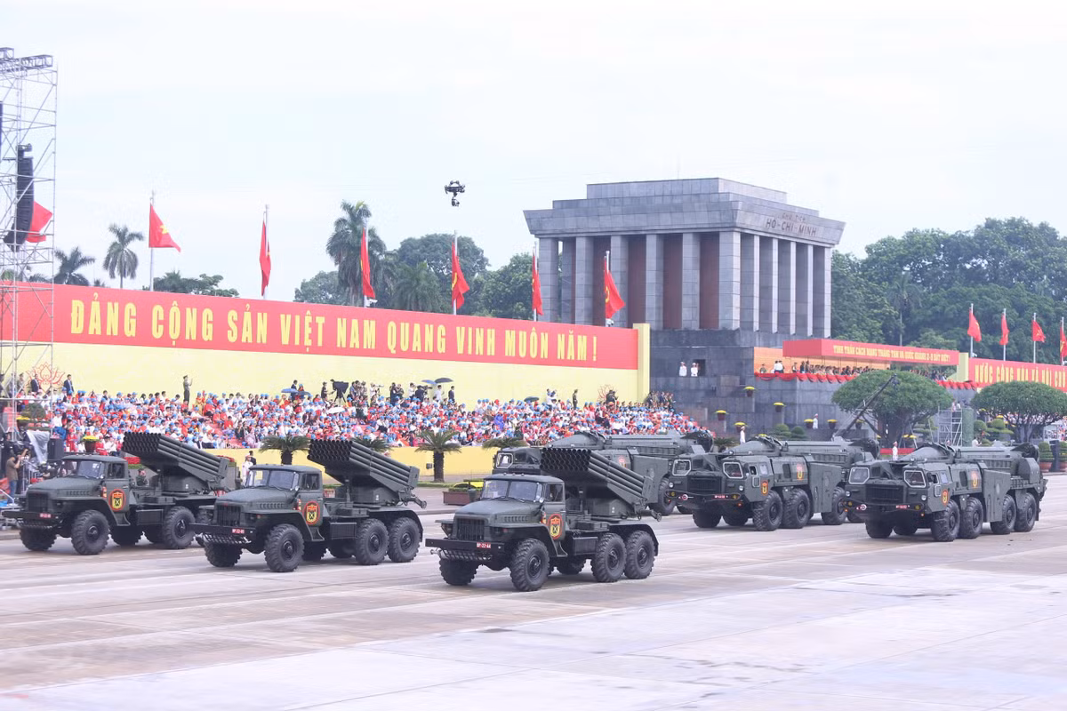 10-6811.jpg