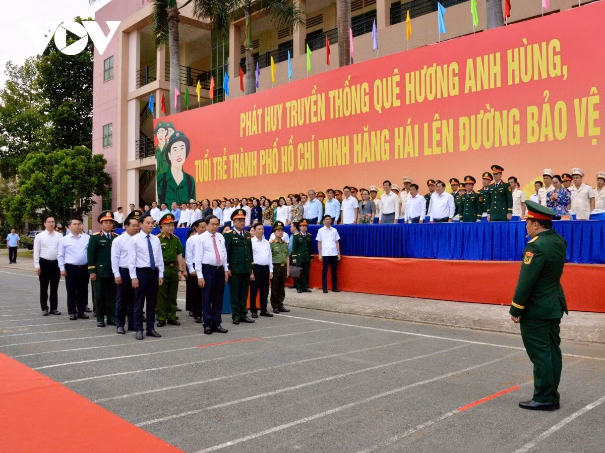 tong-quan.jpg